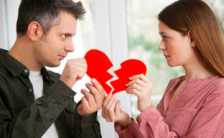 齐齐哈尔离婚如何申请财产保全冻结对方账户